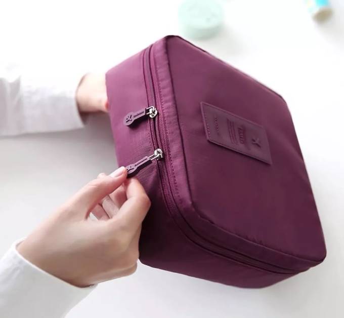 Organizador Viaje Neceser Bolsa Maleta Cosmeticos Mutiusos Color Vino