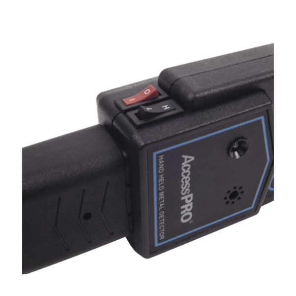 DETECTOR DE METALES PORTATIL