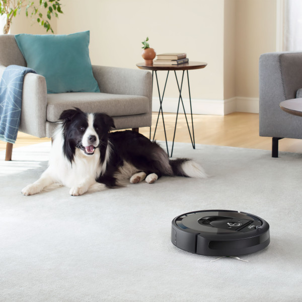 Robot Aspirador iRobot Roomba i7+ con Conexión Wi-Fi y Estación de Limpieza Automática Clean Base