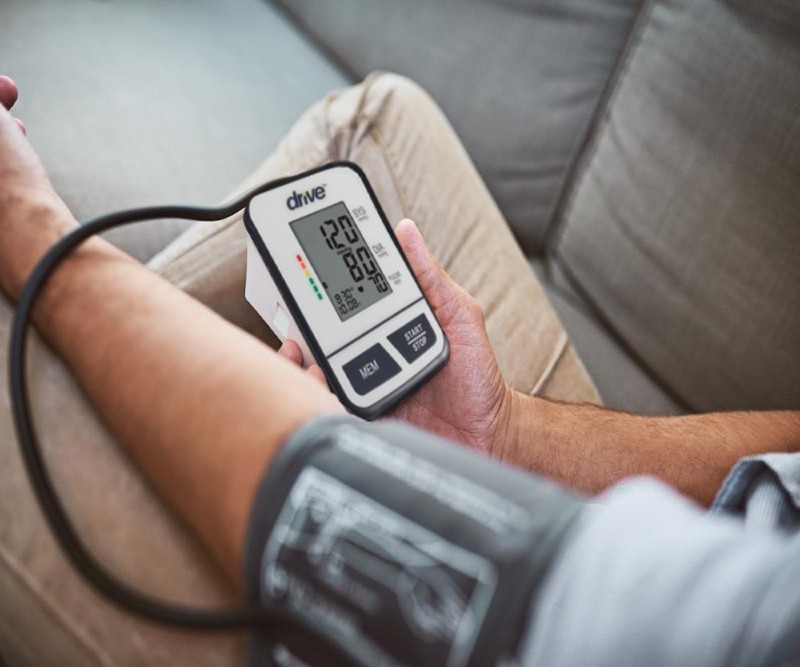 Baumanometro Automatico Digital Para Brazo Drive Medica