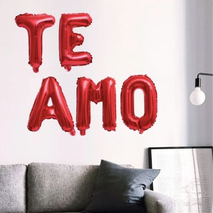 Te Amo Set de Globos en Letras (Rojo)
