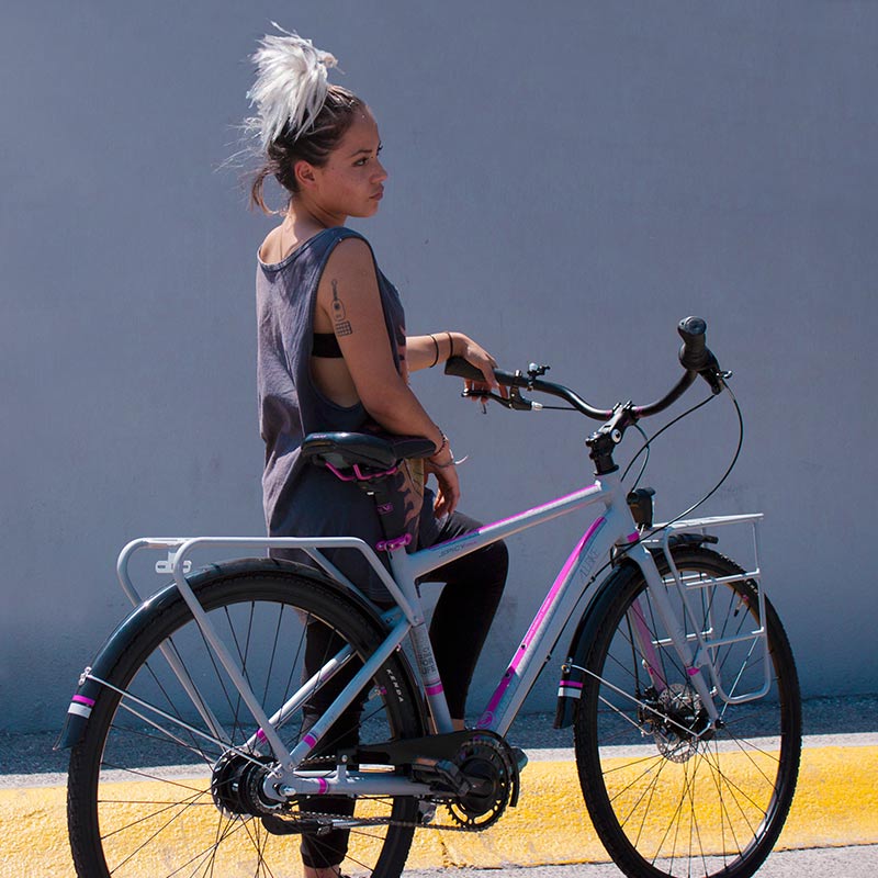 BICICLETA URBANA ALUBIKE CITY SPICY NEXUS 7V. GRIS/ROSA T-S