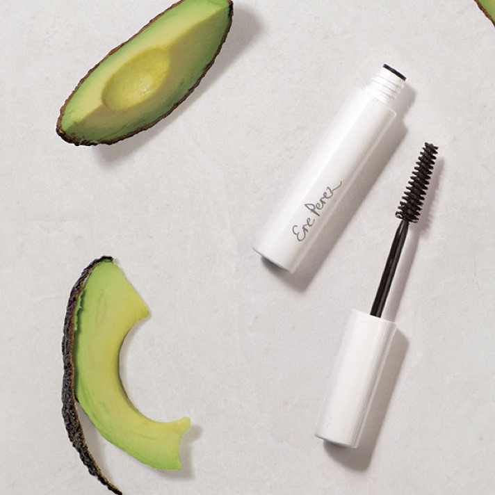 Mascara de aguacate contra agua Ere Perez