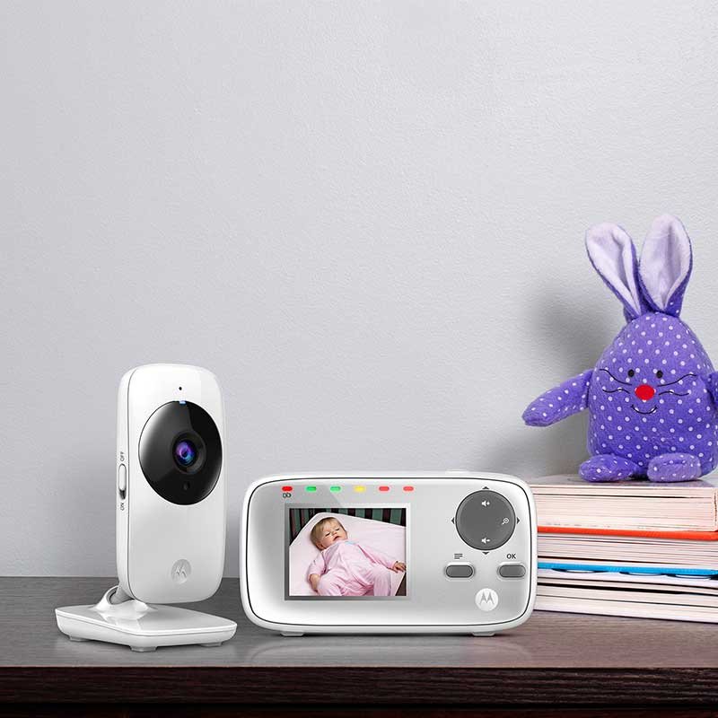 "Monitor  de video Wi Fi para bebé con  visualización en smartphones y pantalla para el padre  motorola MBP667"