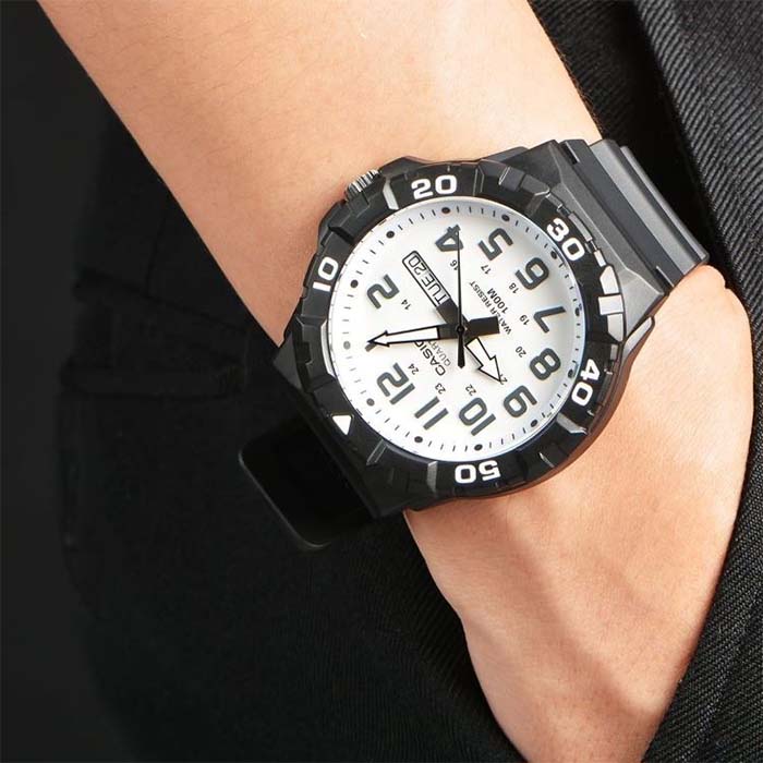 Reloj CASIO  Hombre ANALOGO Negro