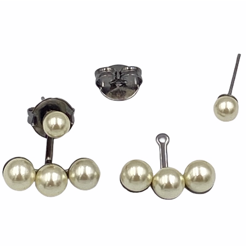 Aretes Charlote Perla- Baño De Rodio Grafito