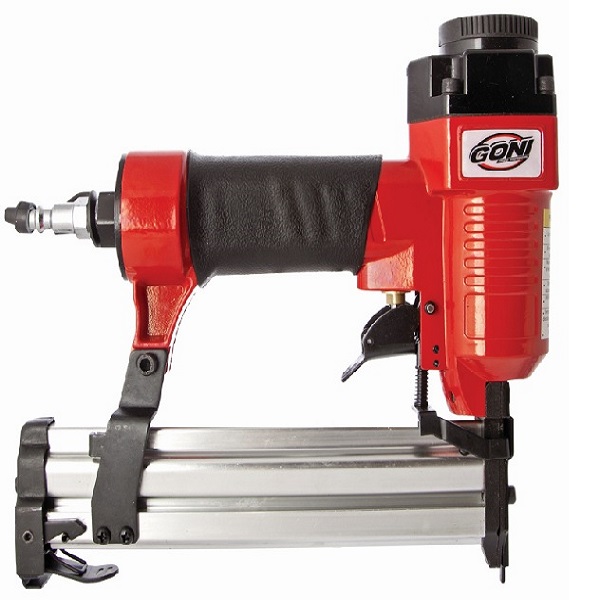 Kit Carpintero: Compresor lubricado de 2HP y tanque 24 lt Mod 930, Manguera 11000 y Clavadora 640 goni