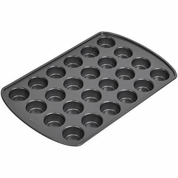 Molde Antiadherente 24 Mini Muffin Cupcake Wilton 2105-3019
