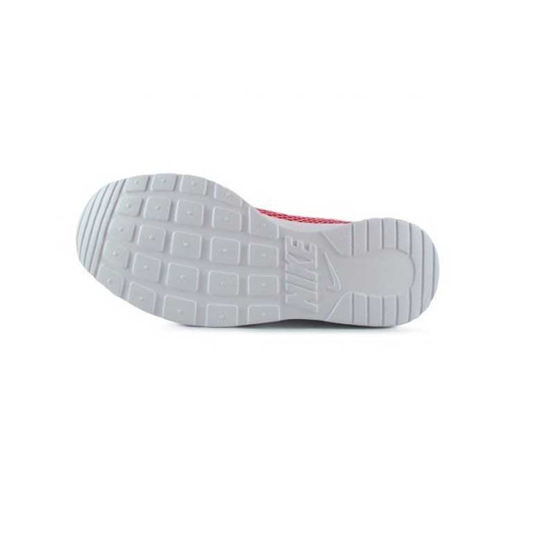 Tenis Nike Tanjun Se rosa fucsia