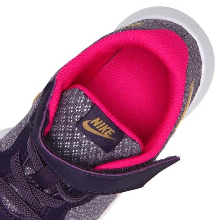 Tenis NIKE TANJUN PSV