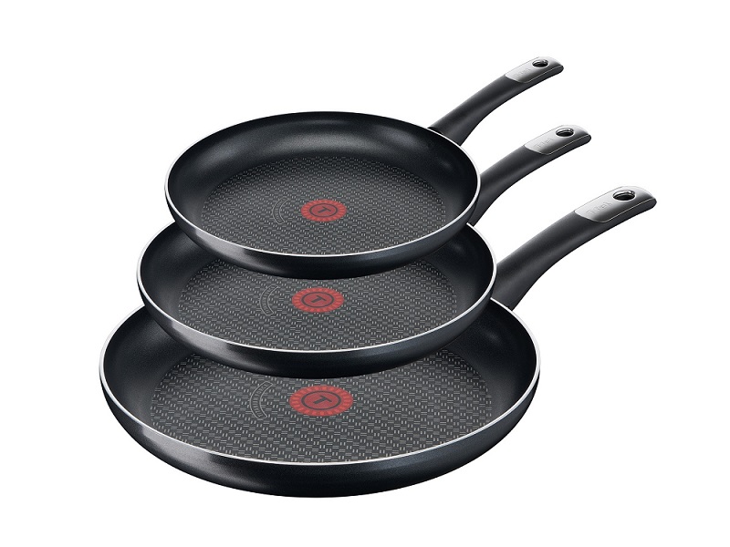 Juego de Sartenes TFal B2540782M Hard Titanium 30, 24 y 20 cm Juego de Sartenes TFal B2540782M Hard Titanium 30, 24 y 20 cm