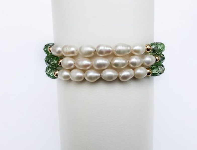 PULSERA TRIPLE PERLA COLOR VERDE