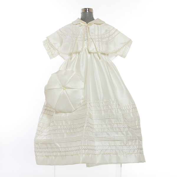 Ropón para Bautizo de Niño.