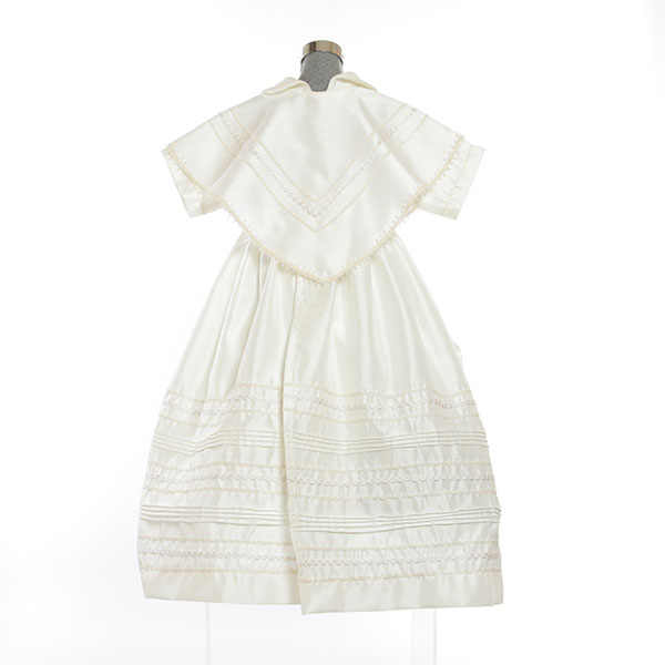 Ropón para Bautizo de Niño.