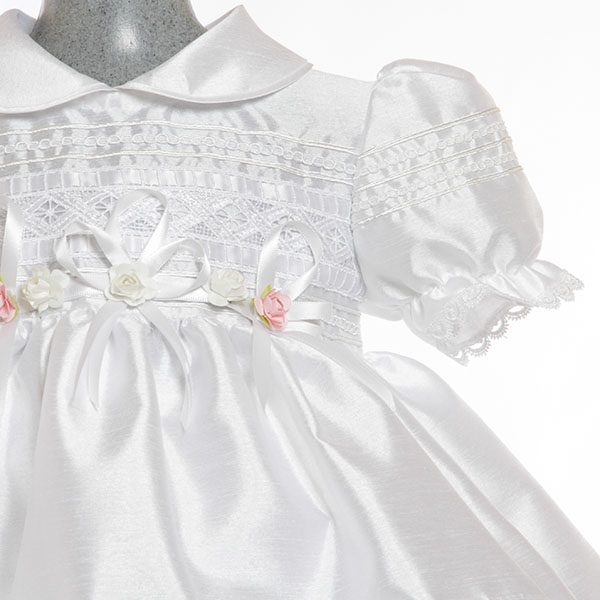 Vestido de Bautizo para Niña.