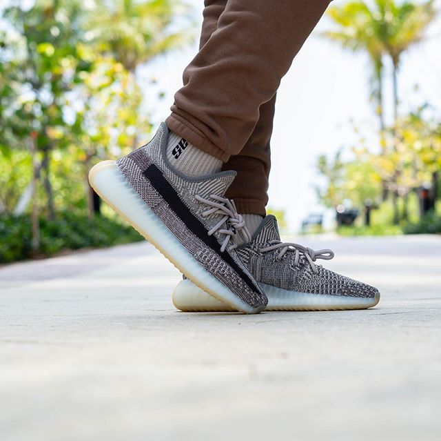 Tenis adidas YEEZY boost 350  zyon kanye west FZ1267