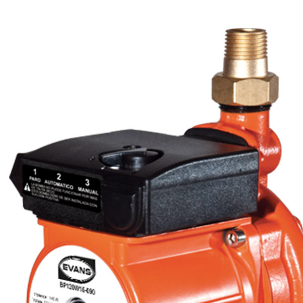 Bomba presurizadora de 120 W y succión y descarga 1/2"