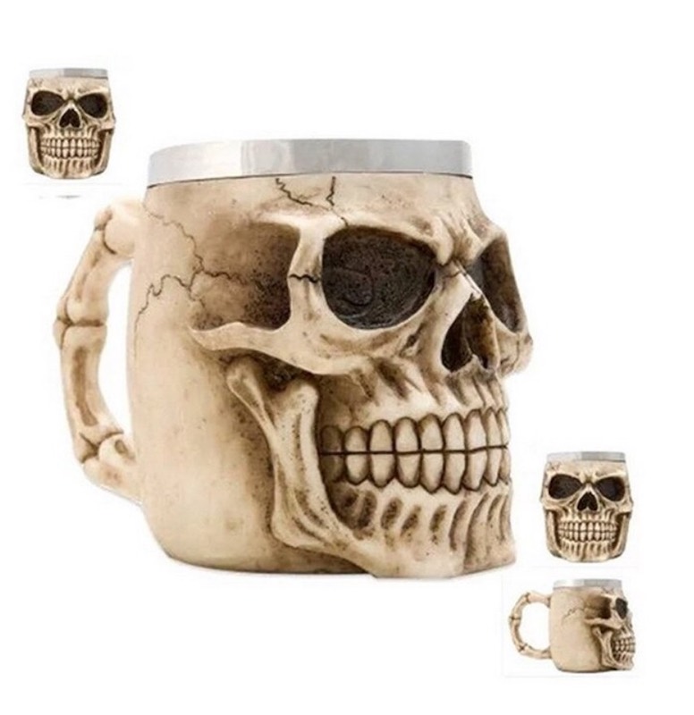 TAZA GOTICA EN FORMA DE CRANEO