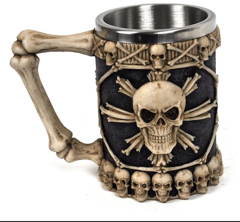 TAZA GOTICA EN FORMA DE CALAVERA
