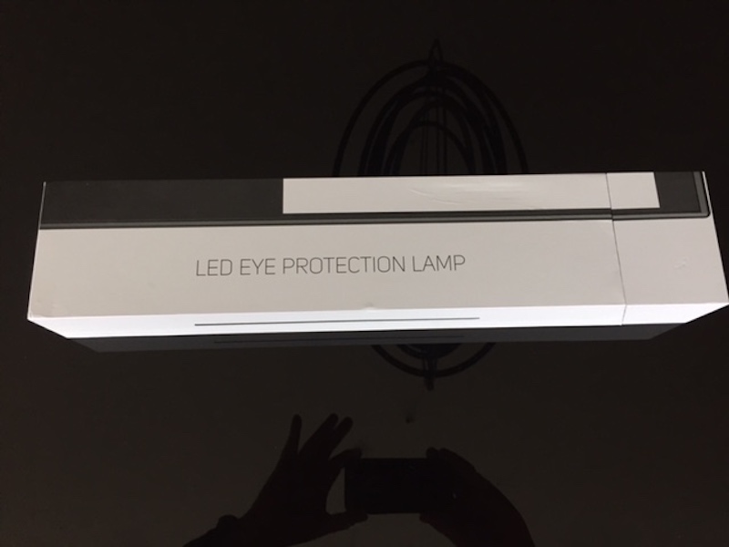 LAMPARA PLANA DE LED,COLOR ROSA, CON BASE MAGNETICA 