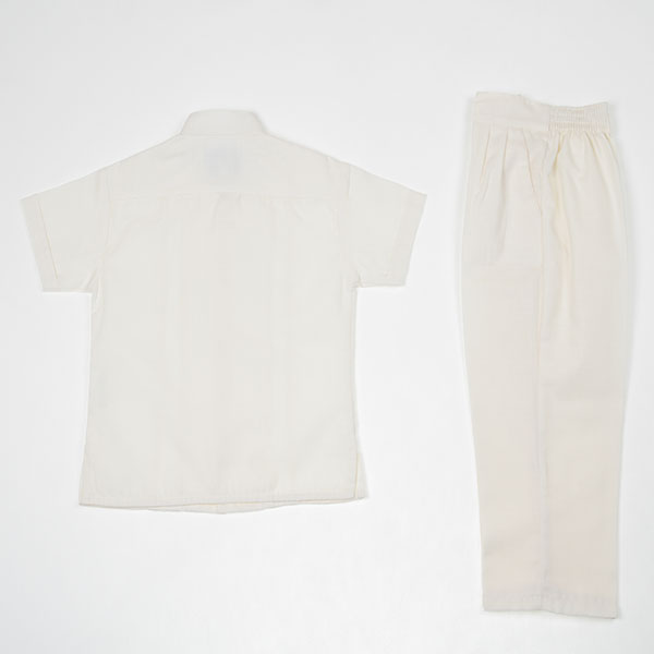 Conjunto Guayabera Bordada color Hueso