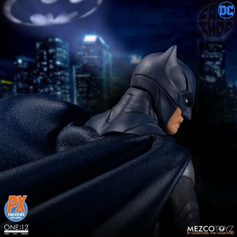 Mezco One:12 Batman (Sovereign Knight) PX Previews Exclusive DC Comics