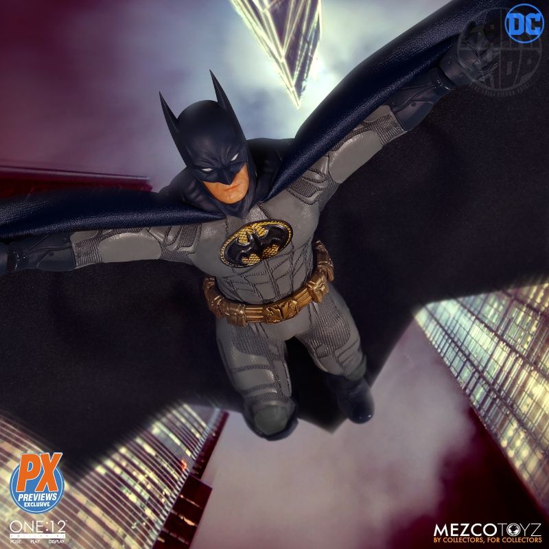 Mezco One:12 Batman (Sovereign Knight) PX Previews Exclusive DC Comics