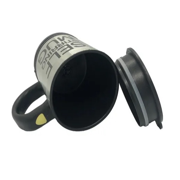 Taza Automática Café Agitador Mezcladora Bebidas mas Tapa en color Negro