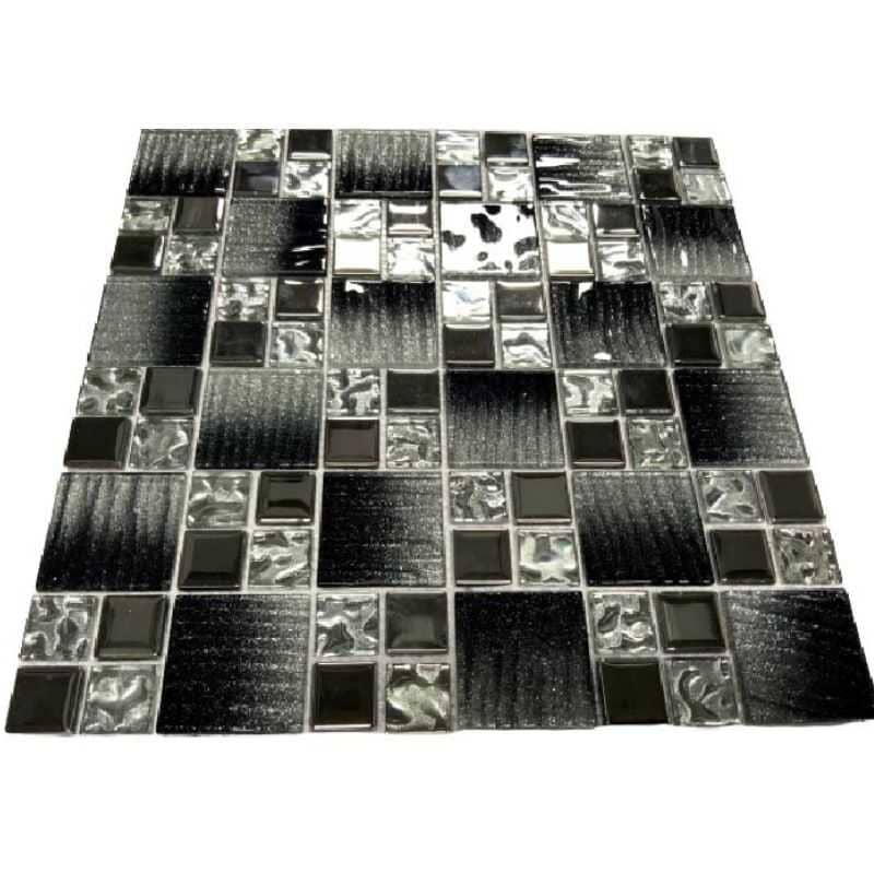 Malla o Mosaico Decorativo de vidrio TER, medida 30 x 30 cms. (base por altura). Diseño en tonos negro y plata con detalles en relieve. Caja de 5 piezas.