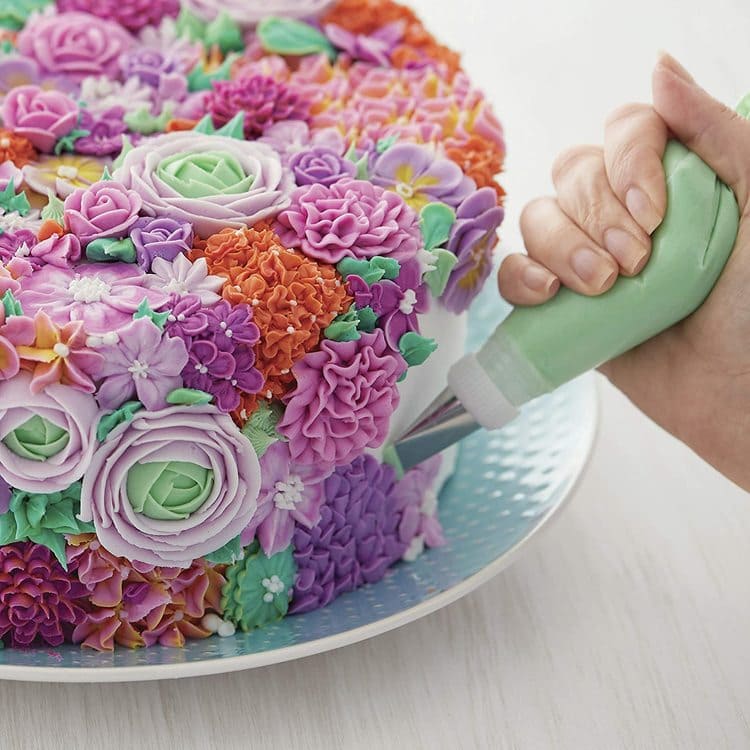 Estuche Con 22 Duyas De Lujo Wilton 2104-2531