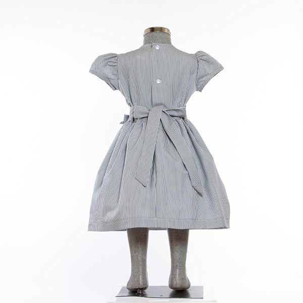 Vestido color Azul Marino Rayado.