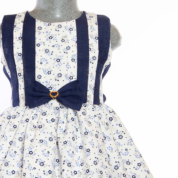 Vestido color Blanco y Azul Marino Floreado 2 a 10 años