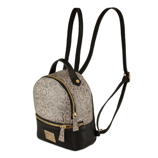 Mochila casual cady color negro con detalles textura reptil