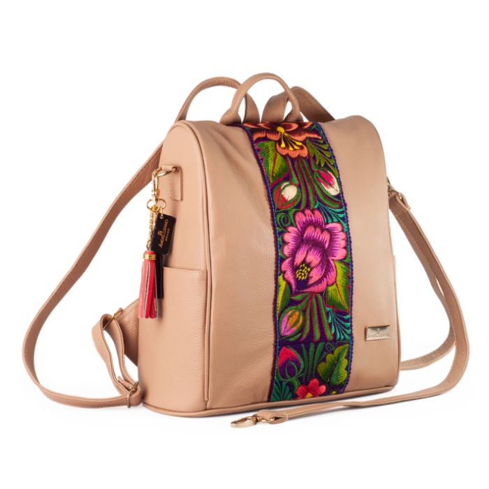 Mochila de Piel Vacuna Bordado Artesanal para Dama Maria Maquillaje