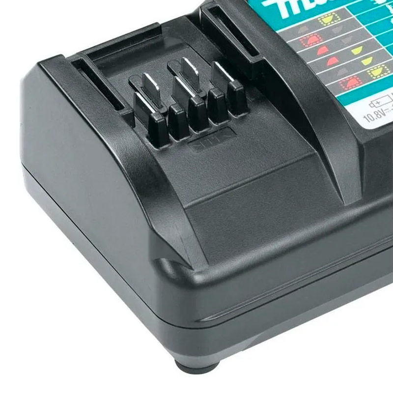 Cargador De Baterías Makita DC10WD Para 12V Max Litio-Ion