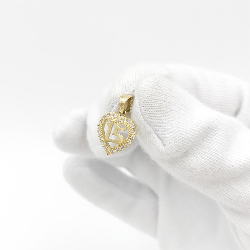 Medalla 15 Años Corazón VAROURO Oro 10k + Cadena De Regalo