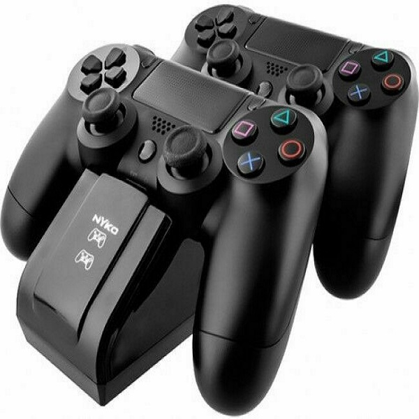 Base De Carga para DualShock4 -Nyko Charge Base Power Plus