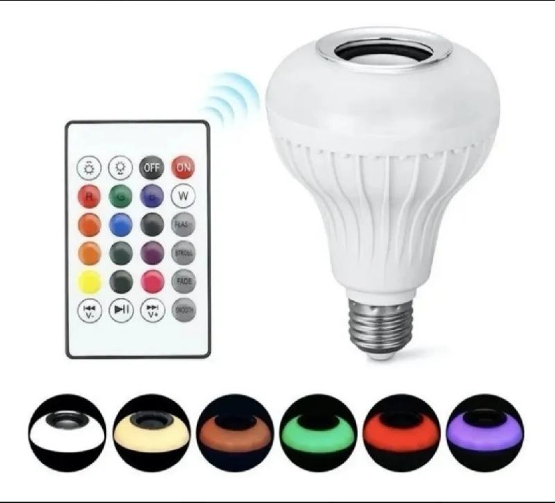 Foco bocina Bluetooth multicolor Rgb LED con control remoto.