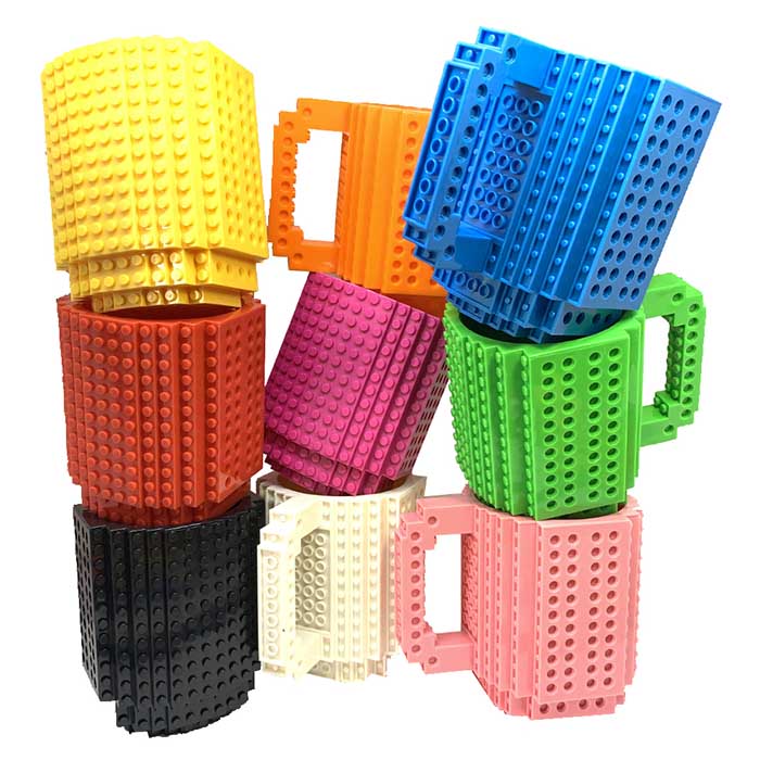 Taza para café, Fashion Electronics TAZA con bloques de construcción de diferentes colores (incluye al azar 1 personaje o 1 carrito o bloques de construcción) Amarilla