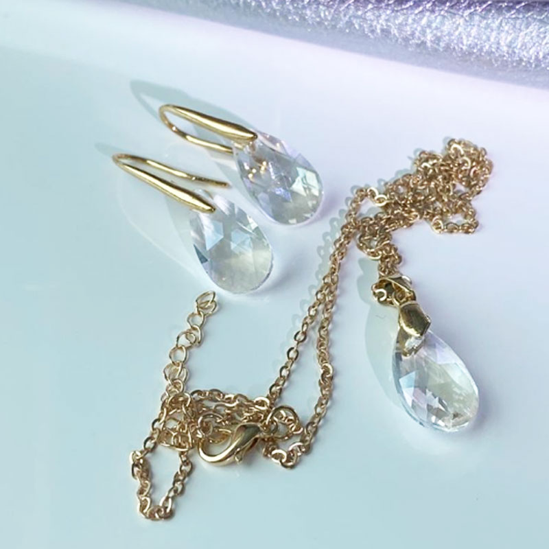 Aretes  SELECT CRISTALES GOTA CH tipo Swarovski dorado