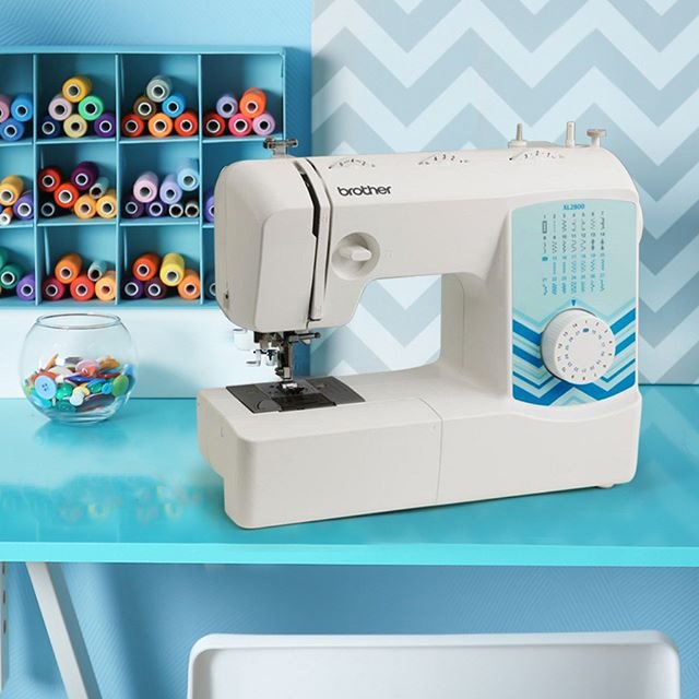 Máquina De Coser Brother Xl2800