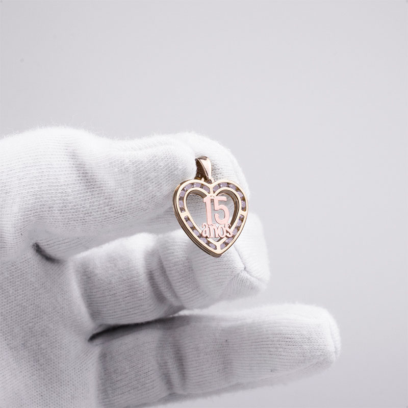 Medalla 15 Años Corazon VAROURO  Oro 10k Y Hermosa Cadena De Regalo.