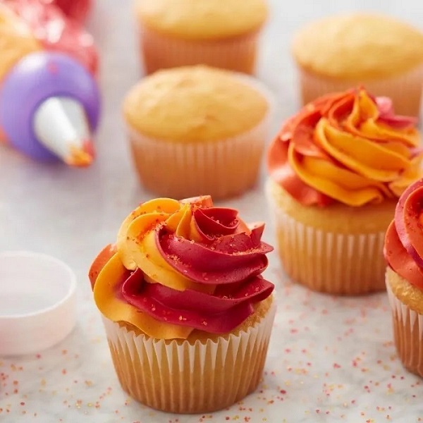 Kit Wilton Para Decorar Cupcakes: 2 Duyas, 6 Mangas Y 1 Cople triple
