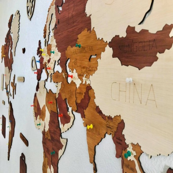 Mapa de madera del Mundo rompecabezas - Tricolor Vintage