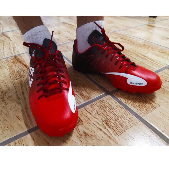 TENIS DE FUTBOL RAPIDO PARA HOMBRE MARCA BOOSTER MOD:17305T