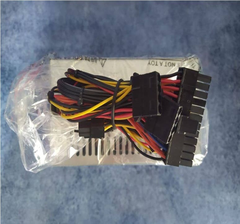 FUENTE DE PODER 500W 24PIN 2 S-ATA PC OFICINA ENERGÍA ENSAMBLE COMPUTADORA CASA ESCUELA