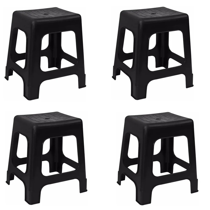 Mesa Cuadrada 80 x 80 x 80 Incluye 4 bancos Todo en Plastico Reforzado Color Negro