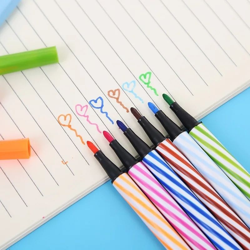 Set 36 pz Plumones Marcadores Punta Fina en Estuche Botella, LBP, Colores