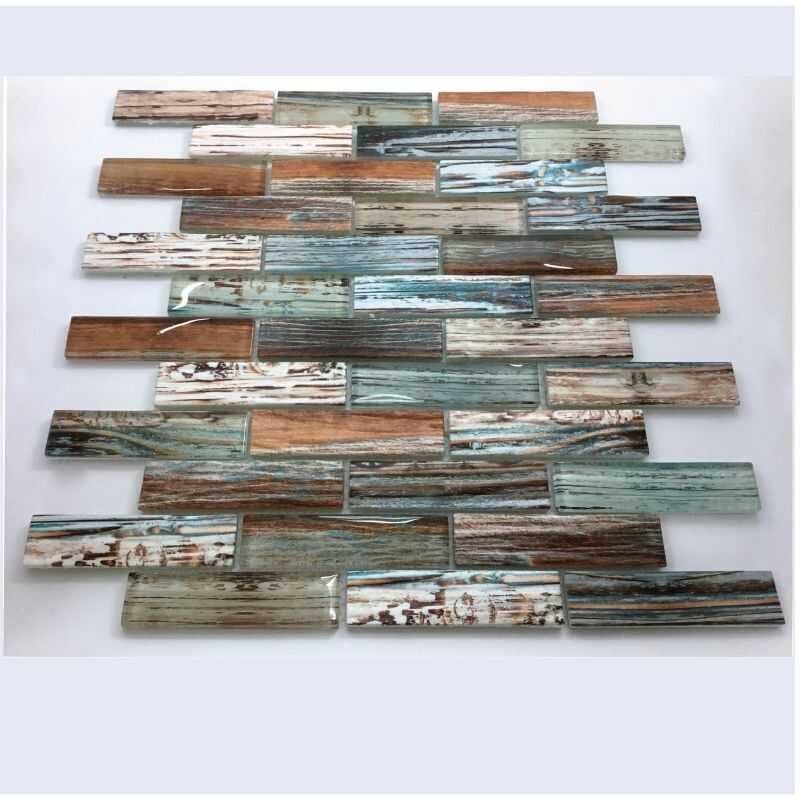 Malla o Mosaico Decorativo de vidrio BAL, medida 30 x 30 cms. (base por altura). Diseño tipo madera multicolor. Caja de 5 piezas.