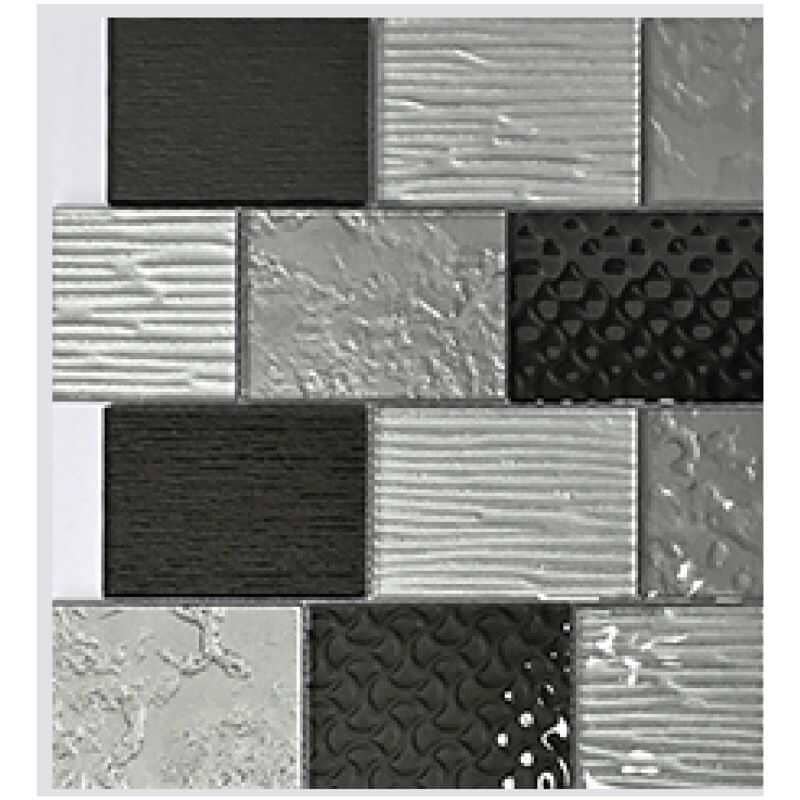 Malla o Mosaico Decorativo de vidrio ADA, medida 30 x 30 cms. (base por altura). Diseño en negro, gris y plata, con detalles en relieve. Caja de 5 piezas.